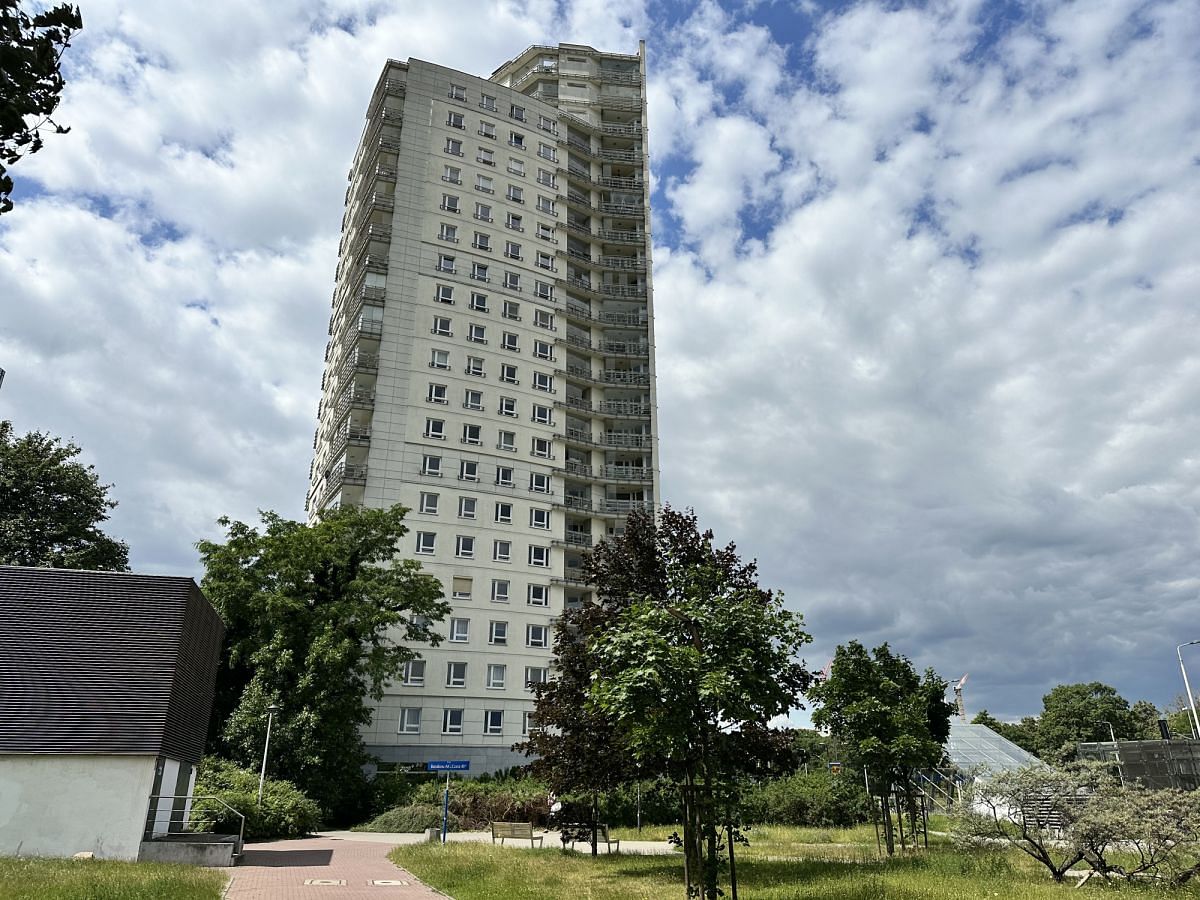 Mieszkanie 4 pokojowe na Sprzedaż