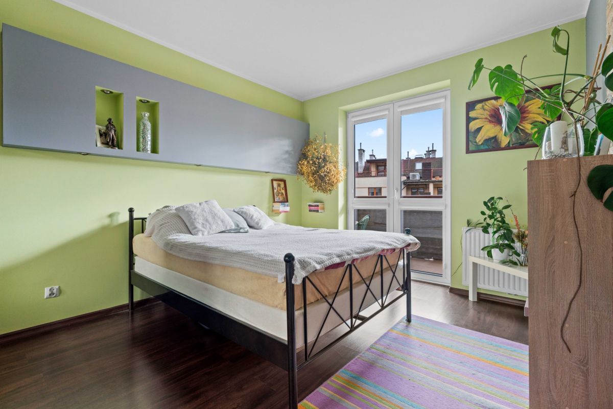 Mieszkanie 5 pokojowe na Sprzedaż