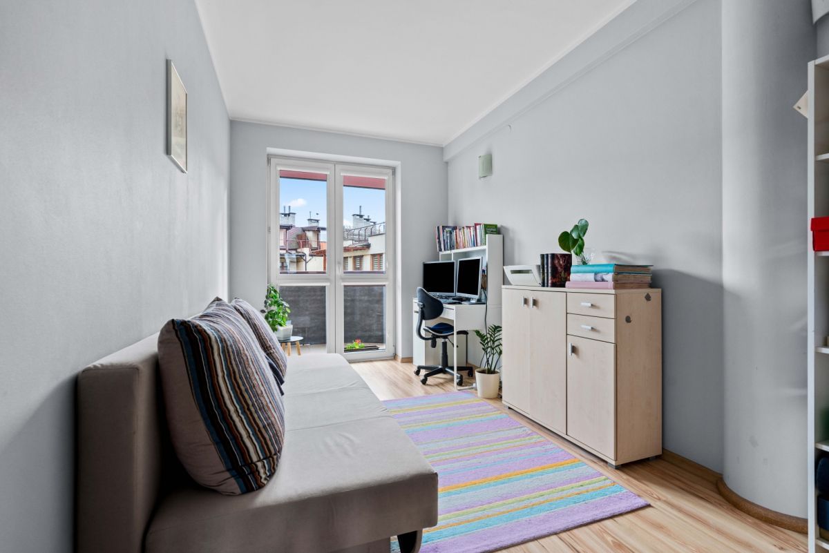 Mieszkanie 5 pokojowe na Sprzedaż