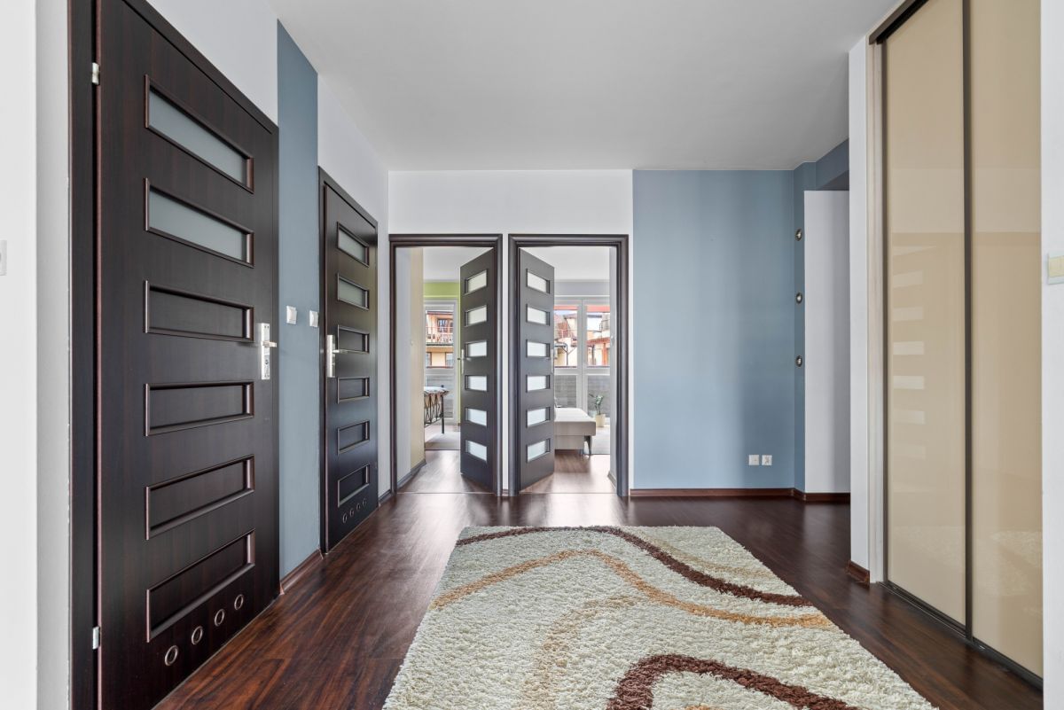 Mieszkanie 5 pokojowe na Sprzedaż