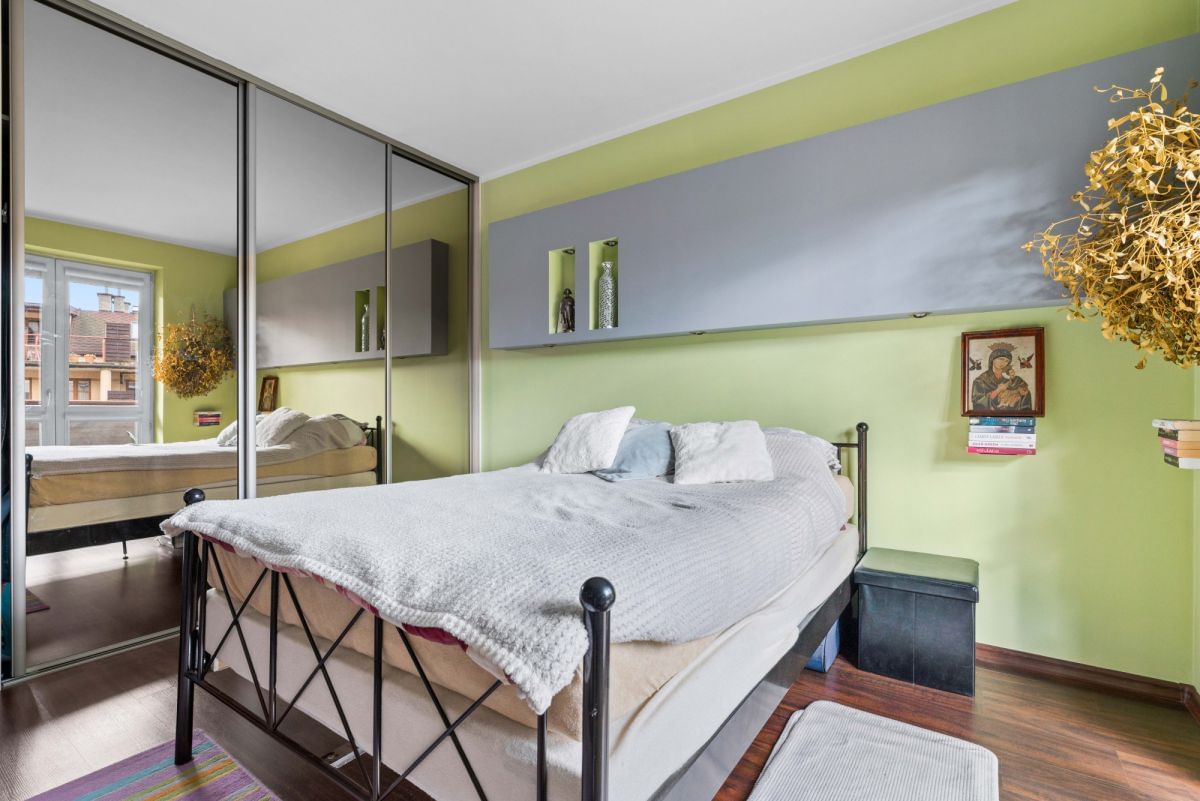 Mieszkanie 5 pokojowe na Sprzedaż