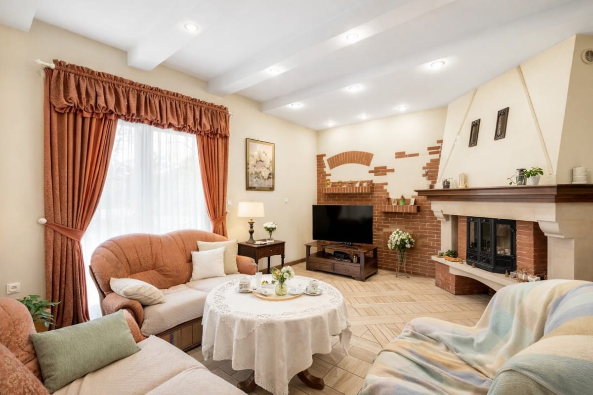 Lokal użytkowy  pokojowe na Sprzedaż