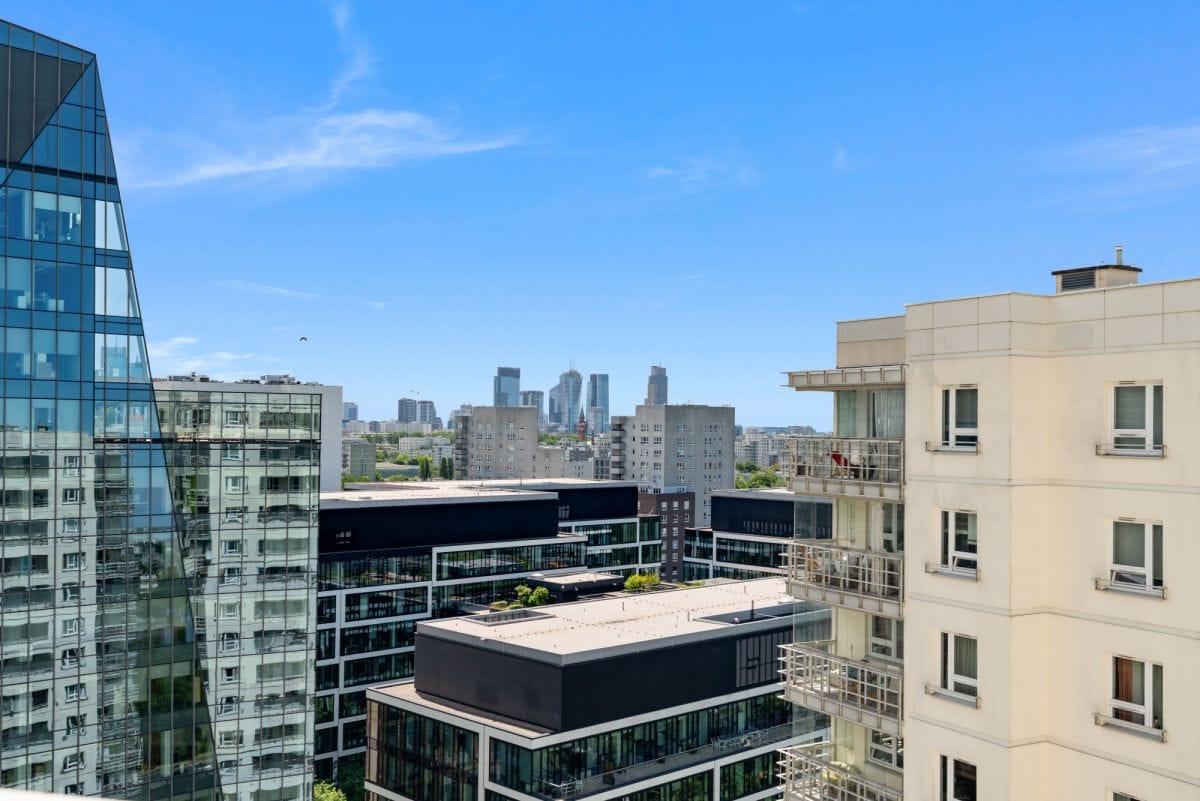 Mieszkanie 4 pokojowe na Sprzedaż