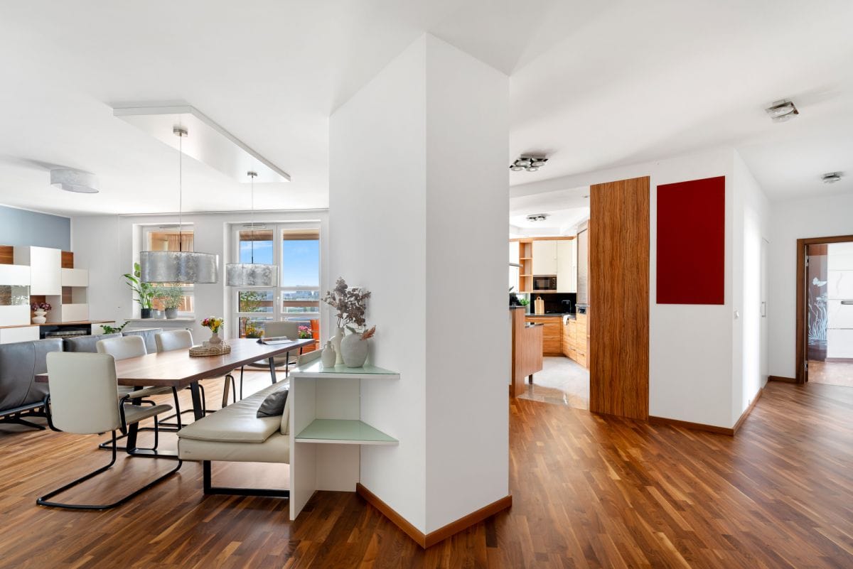 Mieszkanie 4 pokojowe na Sprzedaż