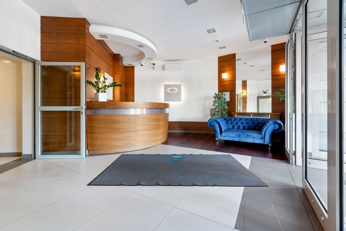 Mieszkanie 4 pokojowe na Sprzedaż