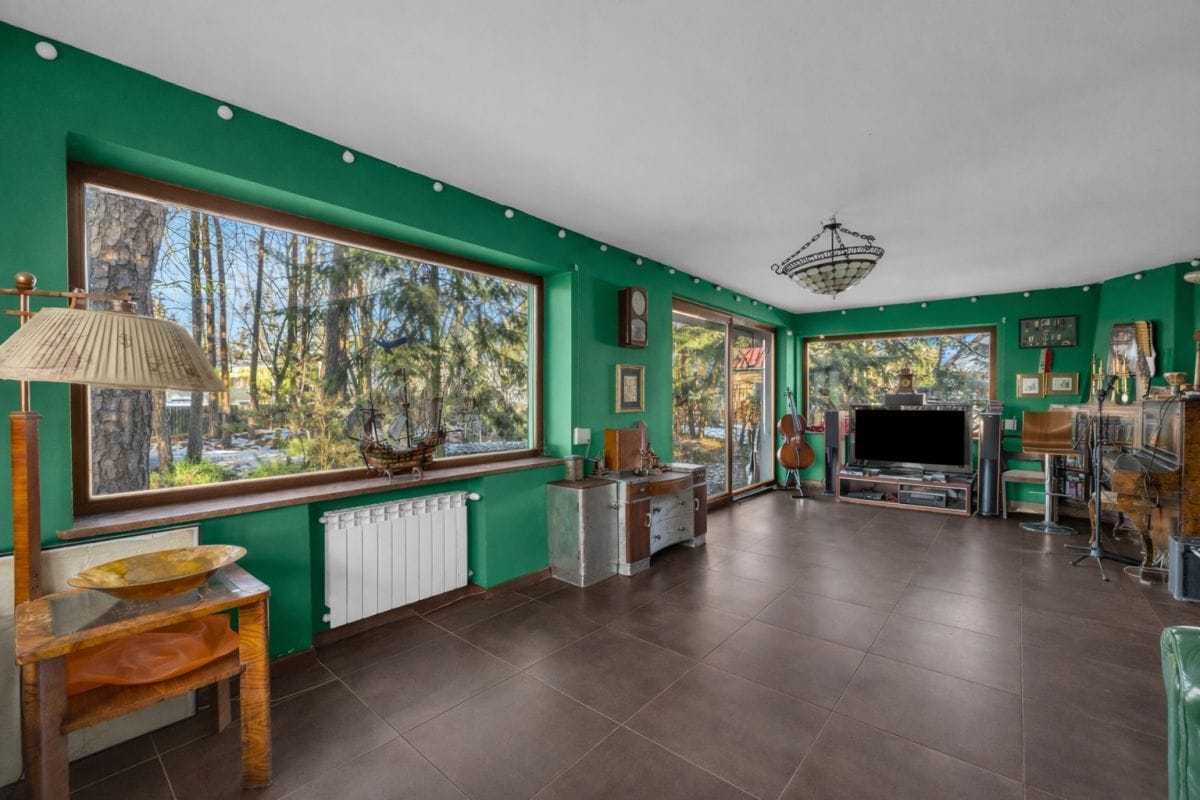 Dom 6 pokojowe na Sprzedaż