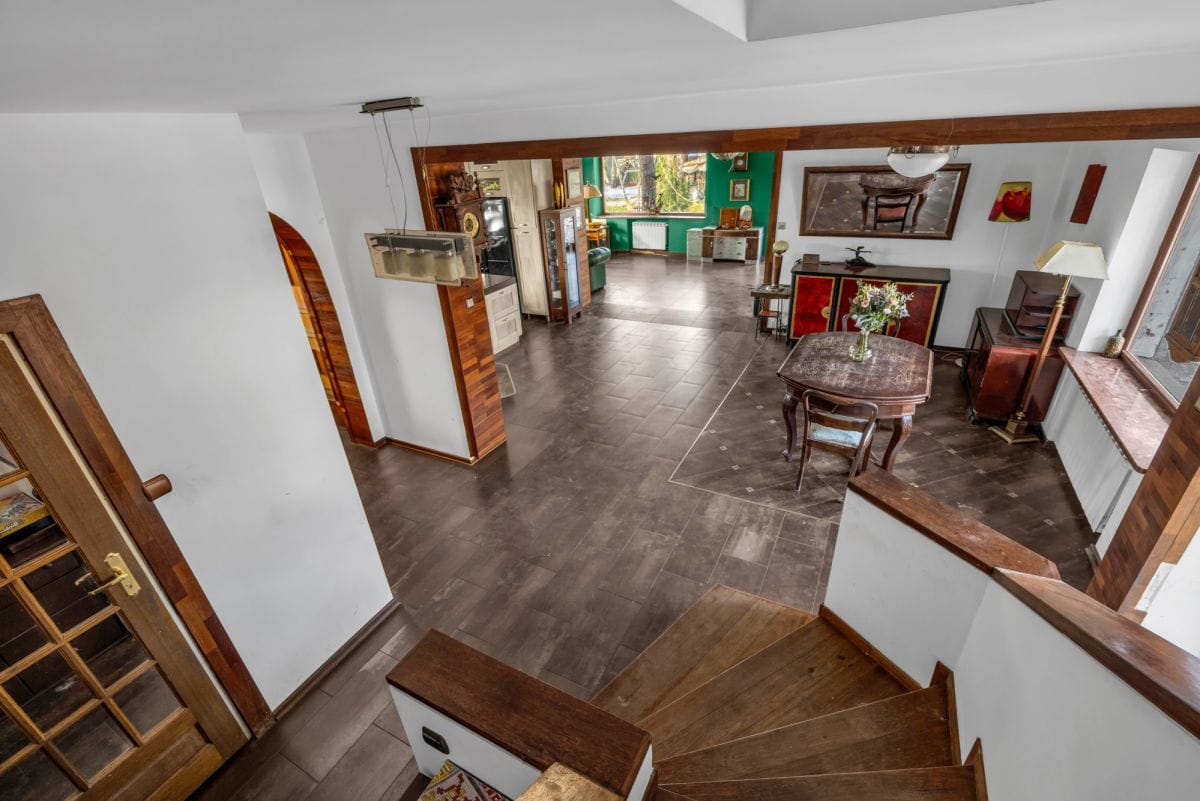 Dom 6 pokojowe na Sprzedaż