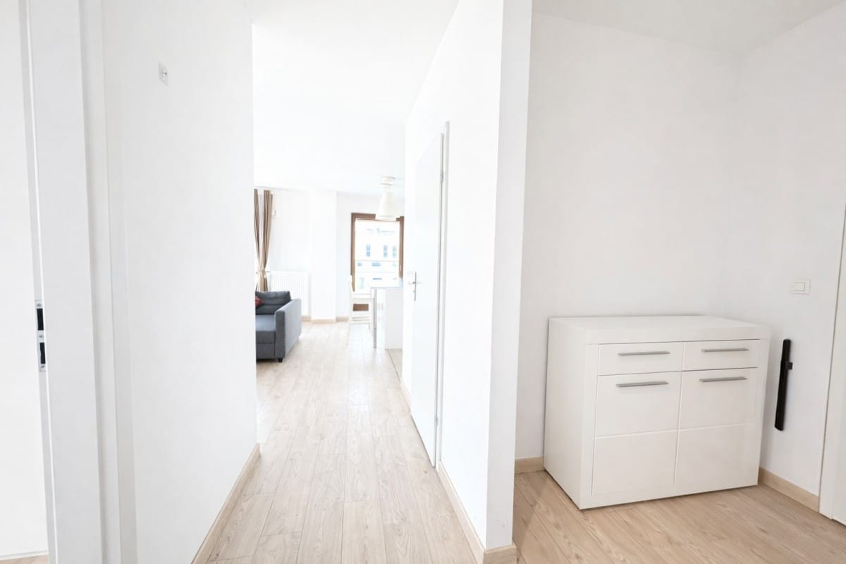 Mieszkanie 3 pokojowe na Sprzedaż