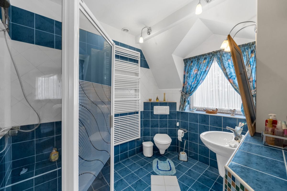 Dom 6 pokojowe na Sprzedaż