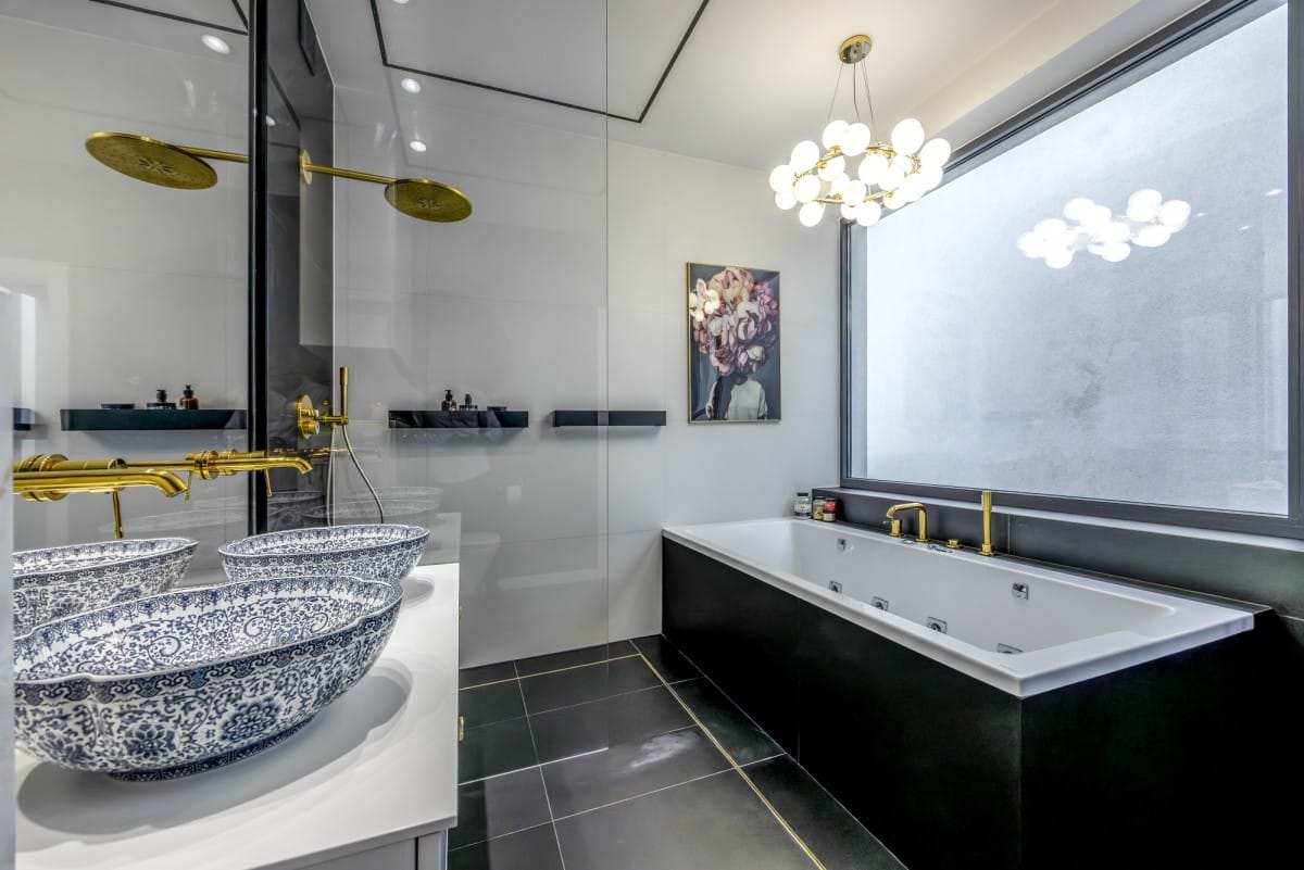 Dom 5 pokojowe na Sprzedaż