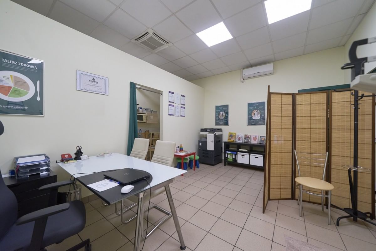 Lokal użytkowy  pokojowe na Sprzedaż