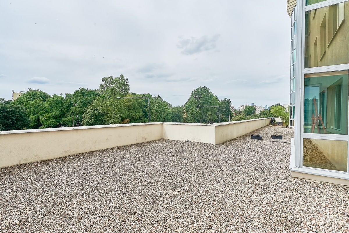 Mieszkanie 4 pokojowe na Sprzedaż