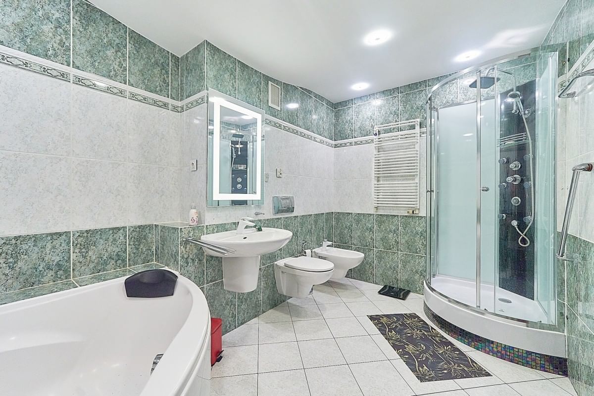 Mieszkanie 4 pokojowe na Sprzedaż