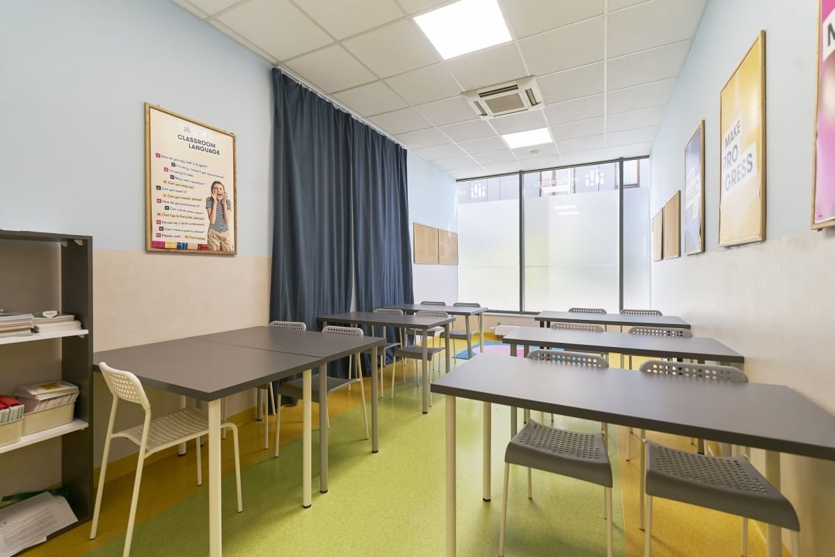 Lokal użytkowy  pokojowe na Sprzedaż