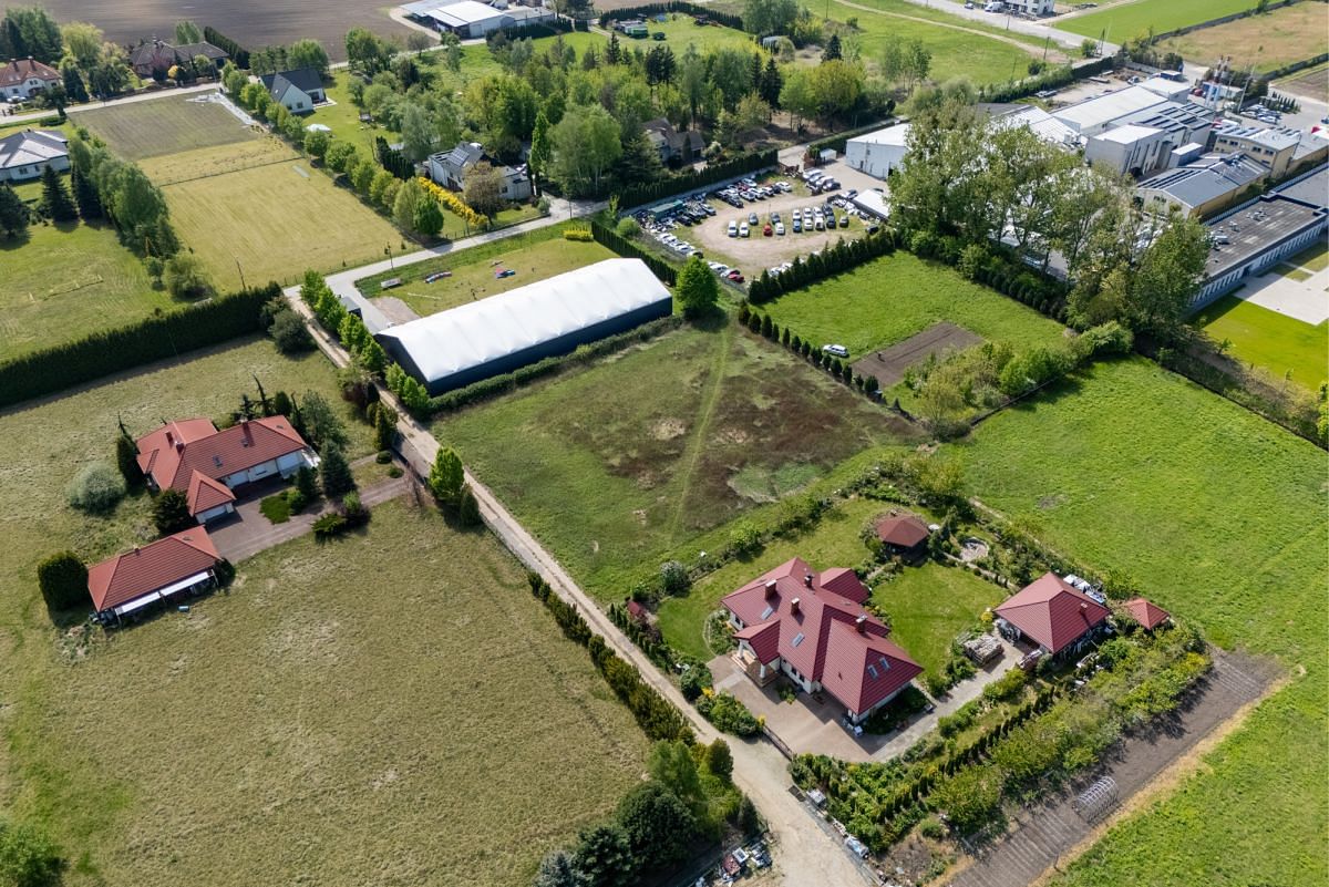 Działka  pokojowe na Sprzedaż