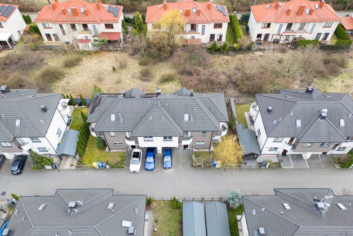 Dom 5 pokojowe na Sprzedaż