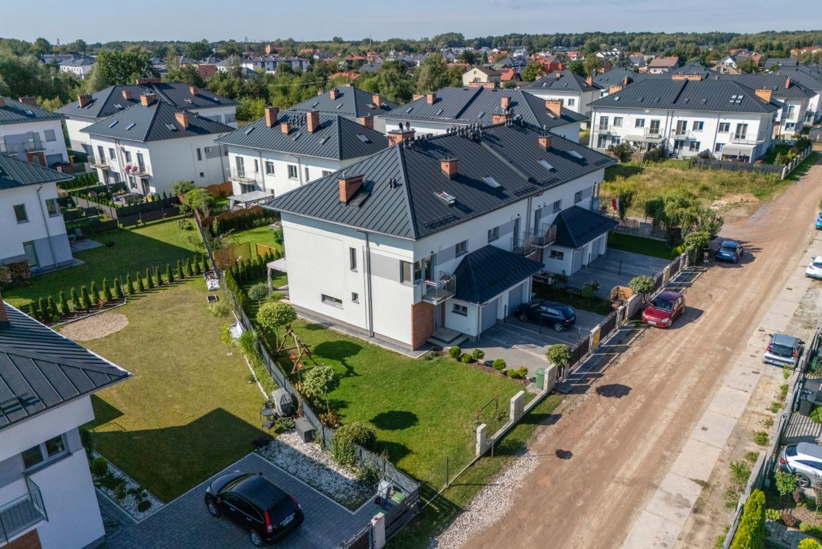 Dom 7 pokojowe na Sprzedaż