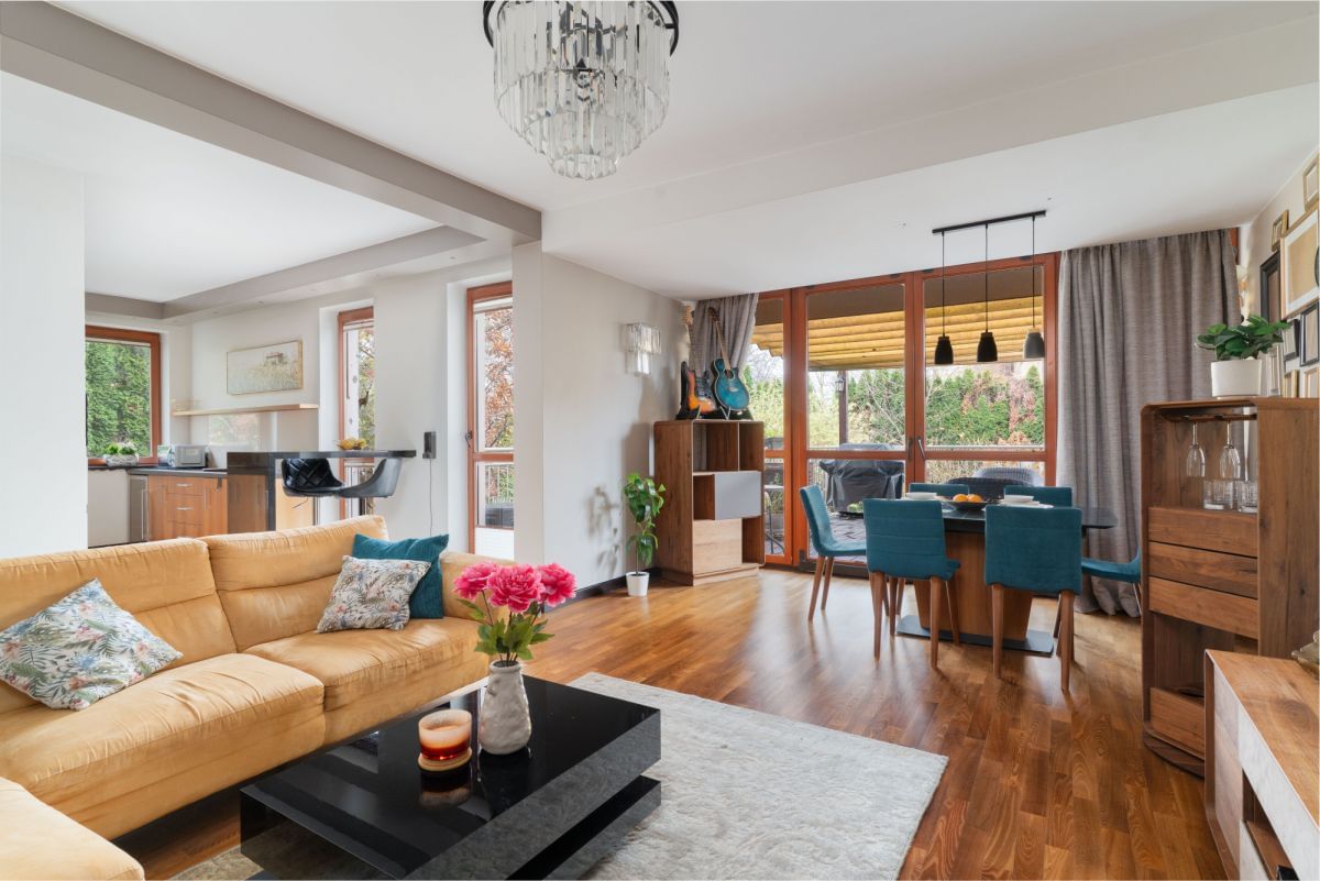 Mieszkanie 3 pokojowe na Sprzedaż