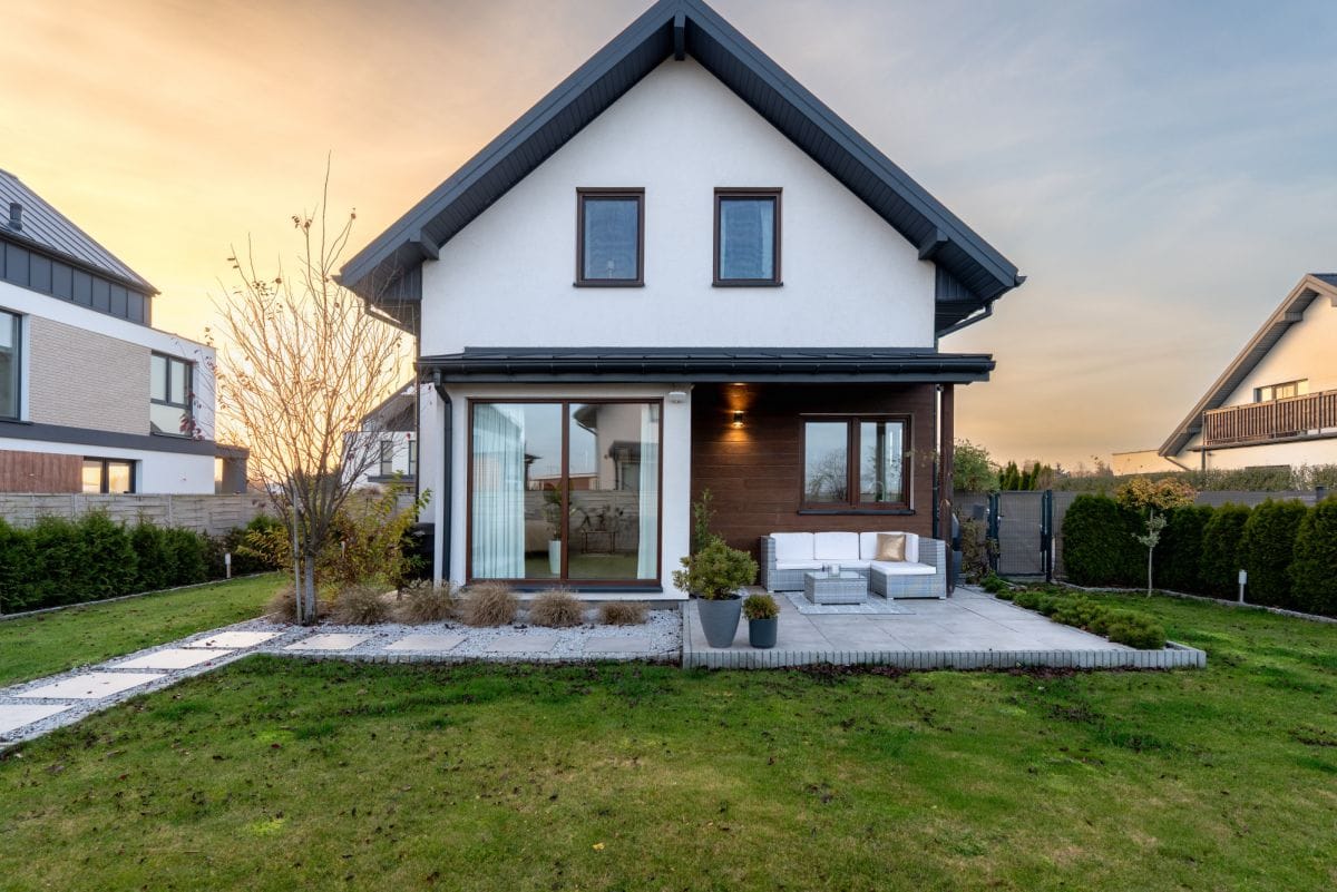 Dom 6 pokojowe na Sprzedaż