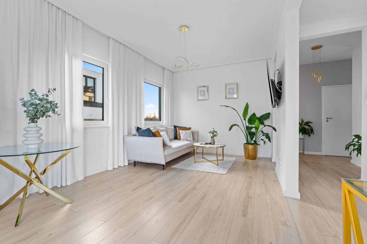 Dom 6 pokojowe na Sprzedaż