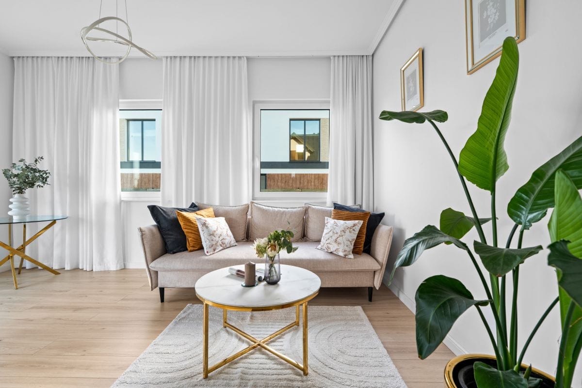 Dom 6 pokojowe na Sprzedaż