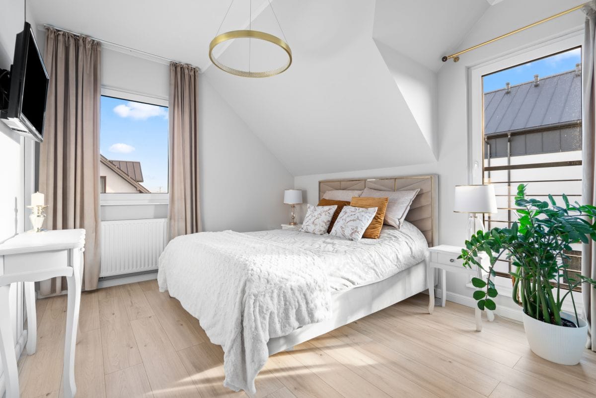 Dom 6 pokojowe na Sprzedaż