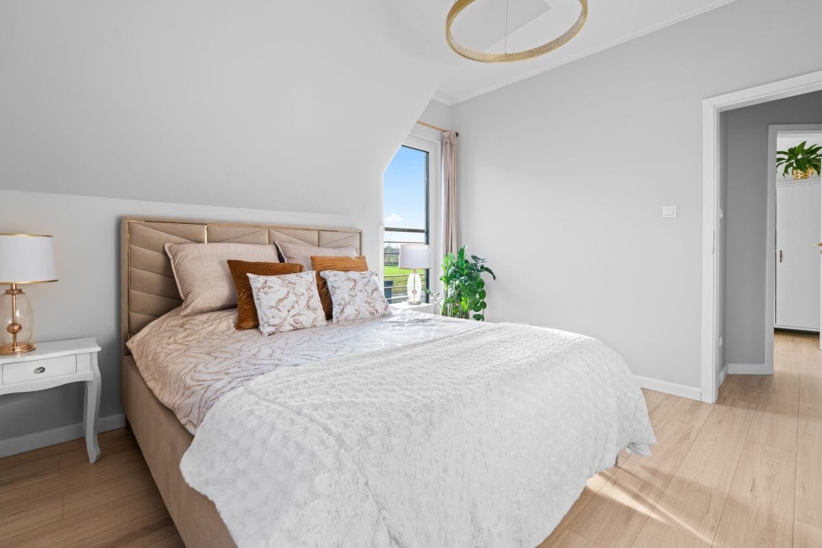 Dom 6 pokojowe na Sprzedaż