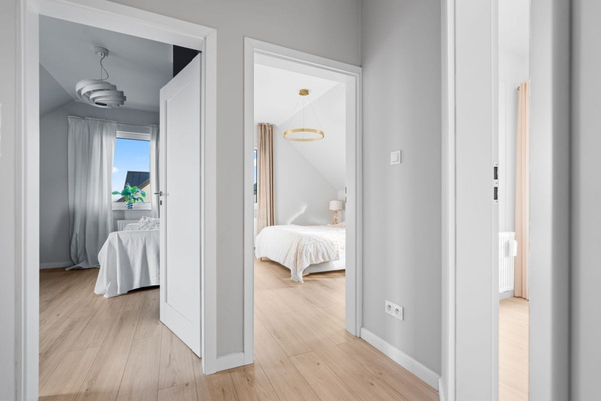 Dom 6 pokojowe na Sprzedaż