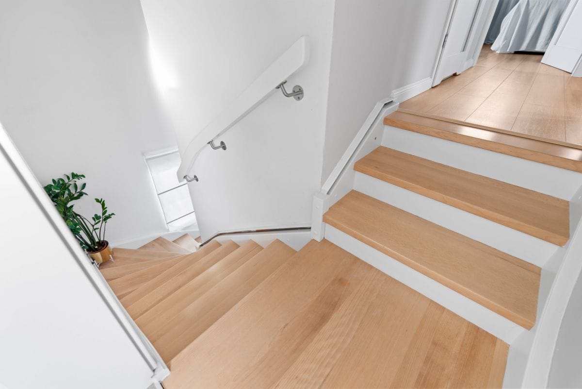 Dom 6 pokojowe na Sprzedaż