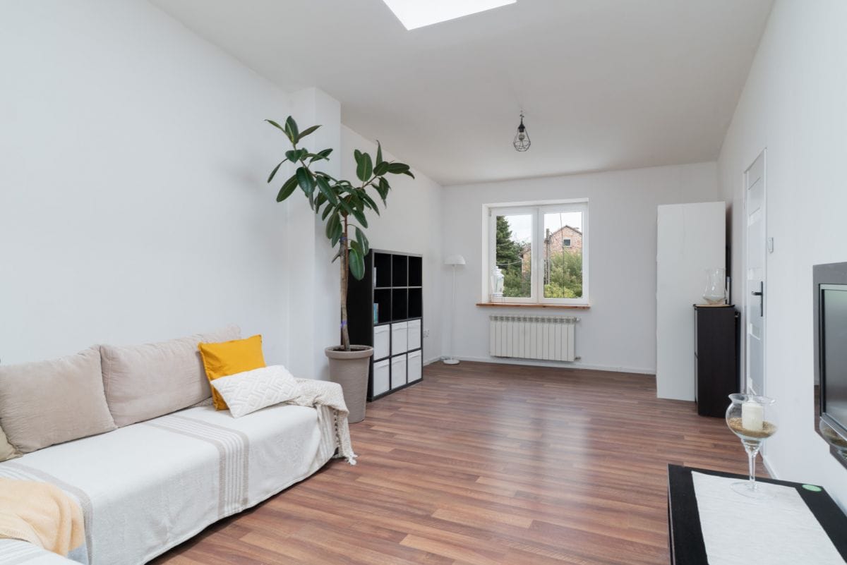 Dom 5 pokojowe na Sprzedaż