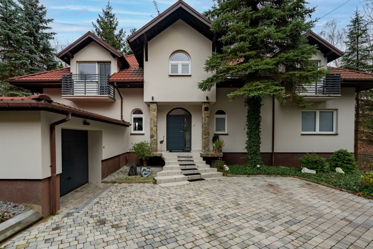 Mieszkanie 4 pokojowe na Wynajem