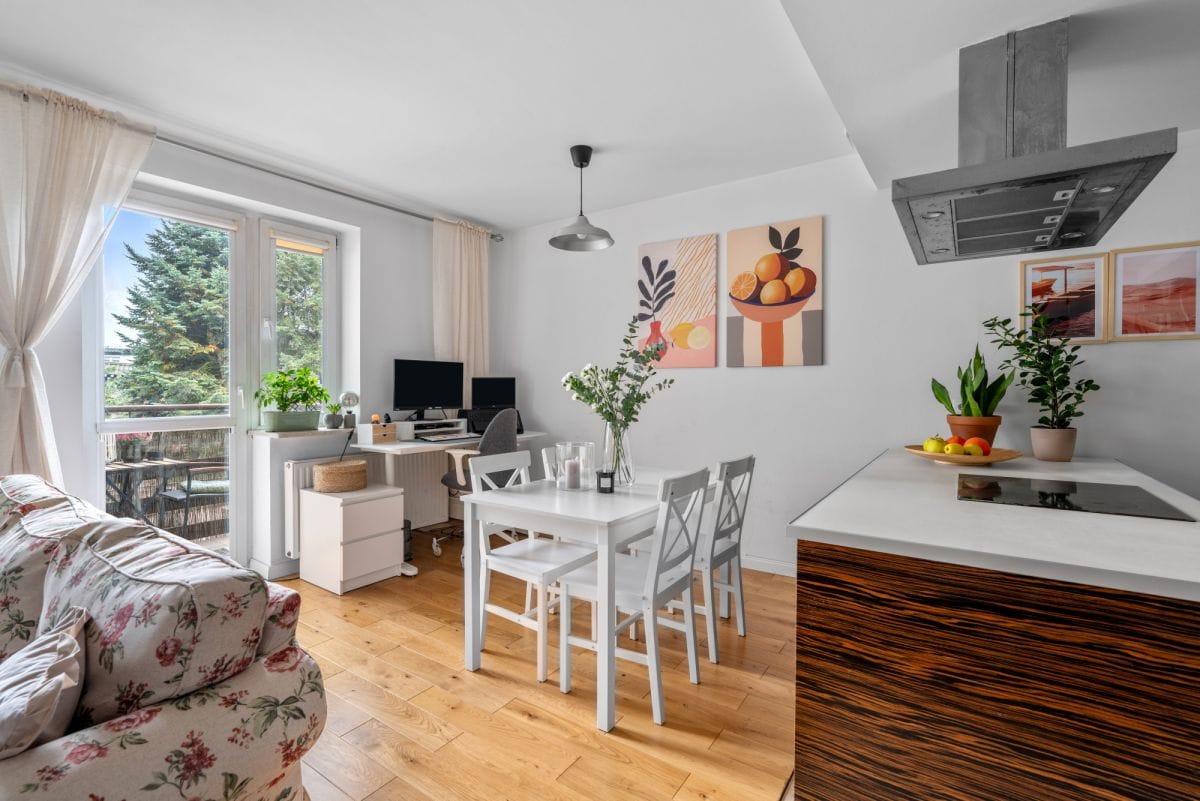 Mieszkanie 3 pokojowe na Sprzedaż