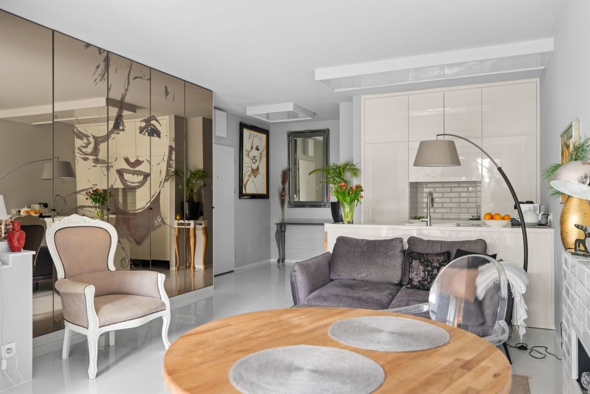 Mieszkanie 2 pokojowe na Sprzedaż