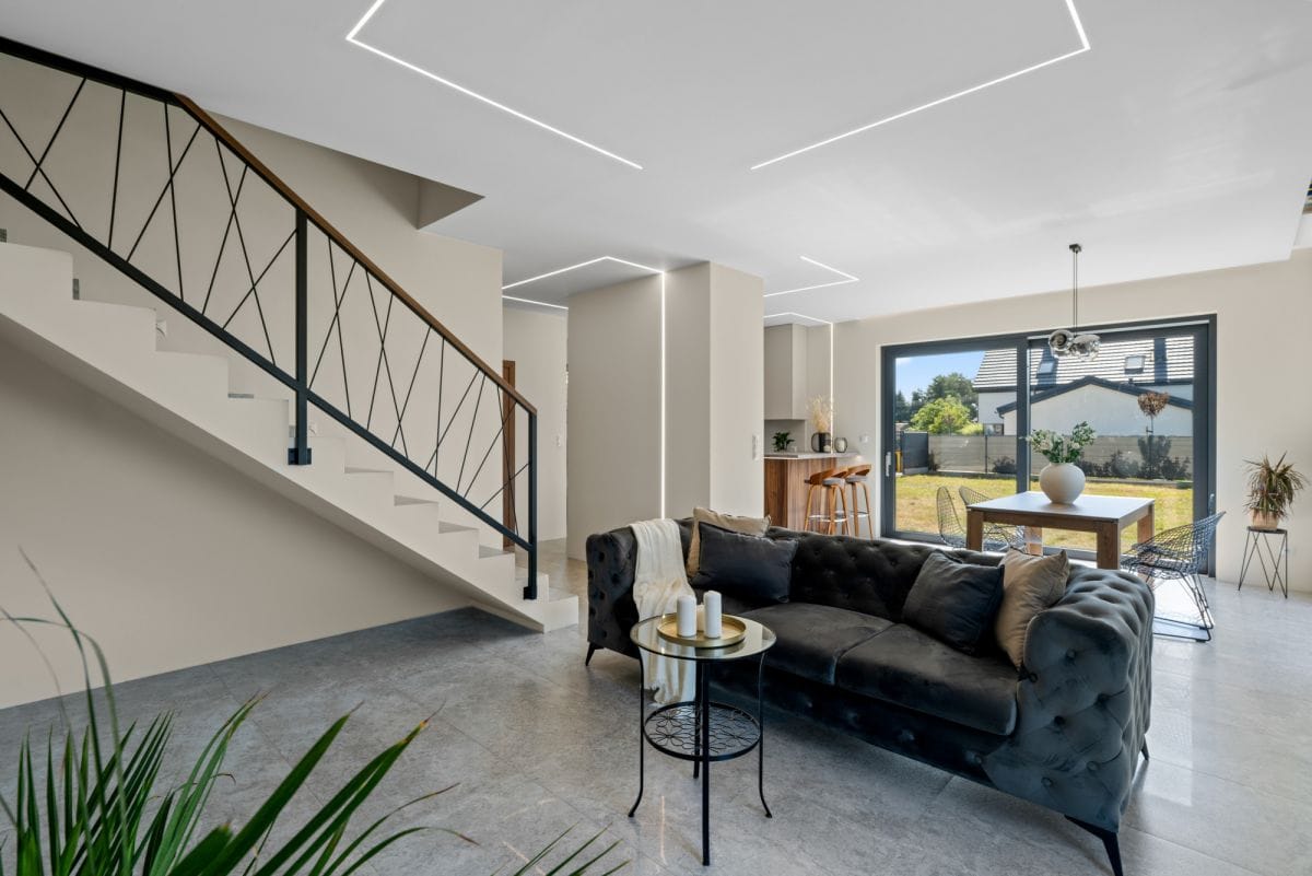 Dom 5 pokojowe na Sprzedaż