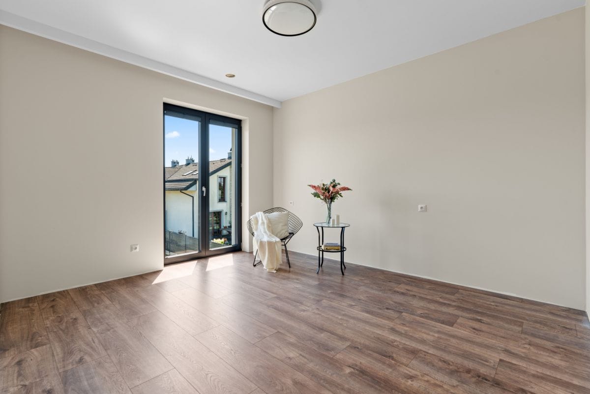 Dom 5 pokojowe na Sprzedaż