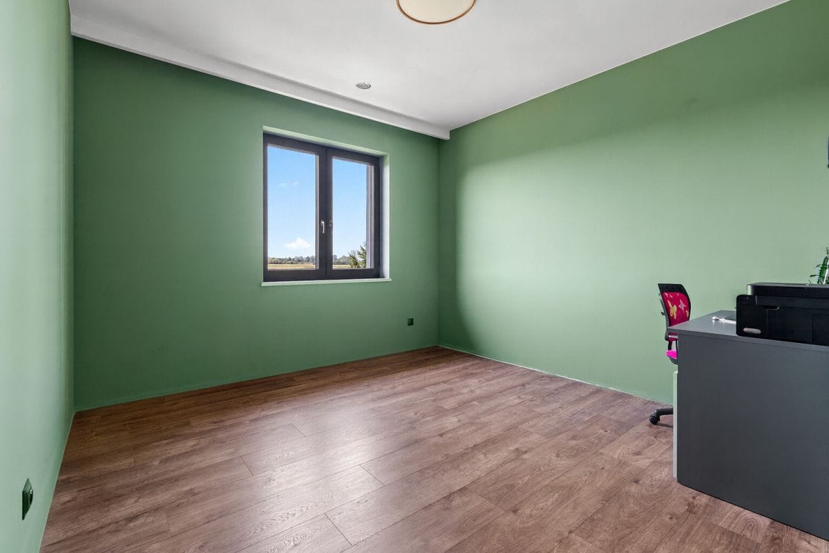 Dom 5 pokojowe na Sprzedaż