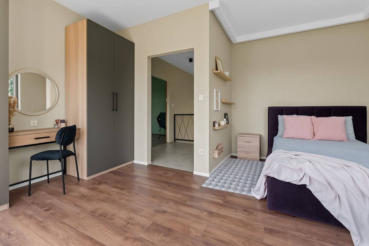 Dom 5 pokojowe na Sprzedaż