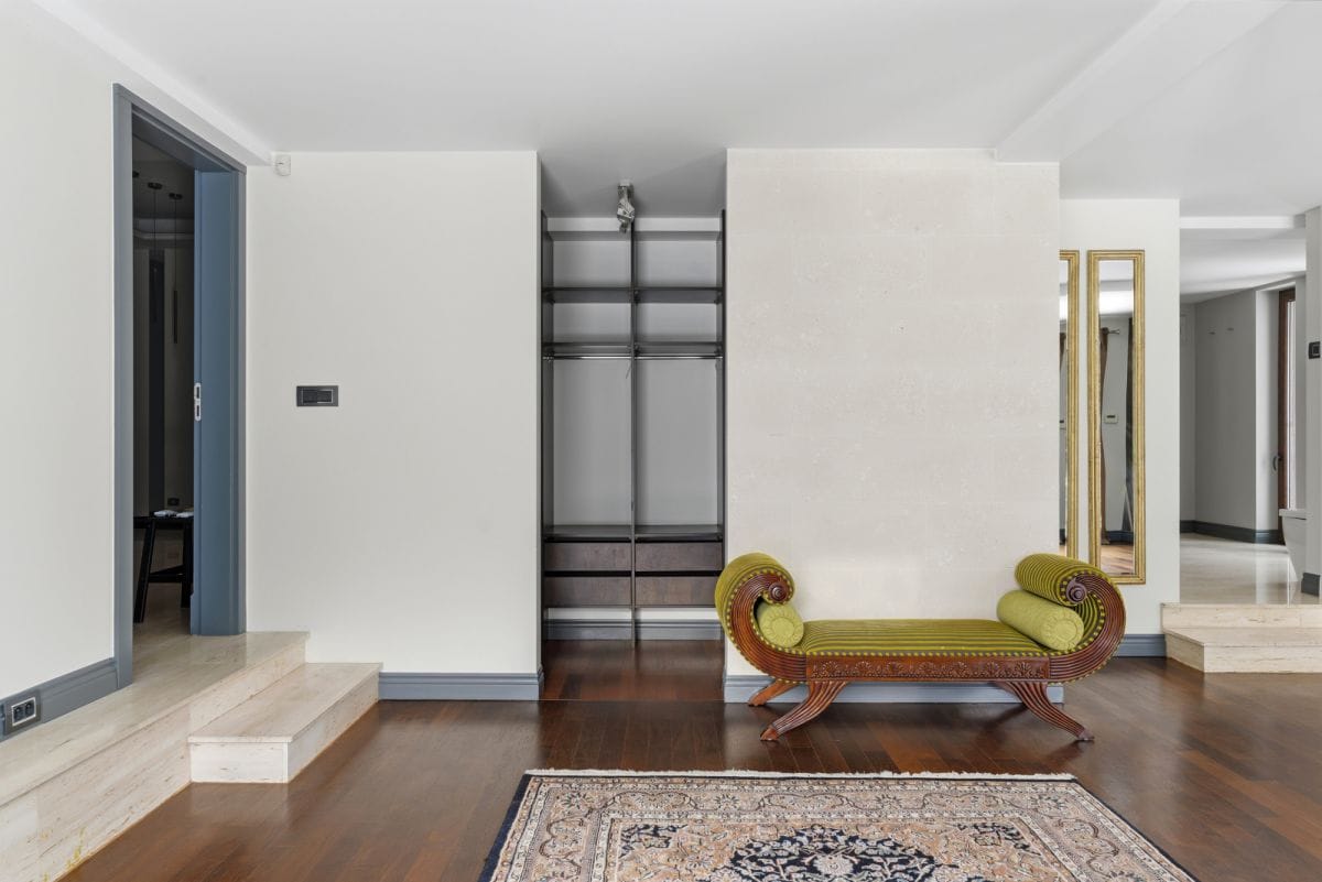 Dom 6 pokojowe na Sprzedaż