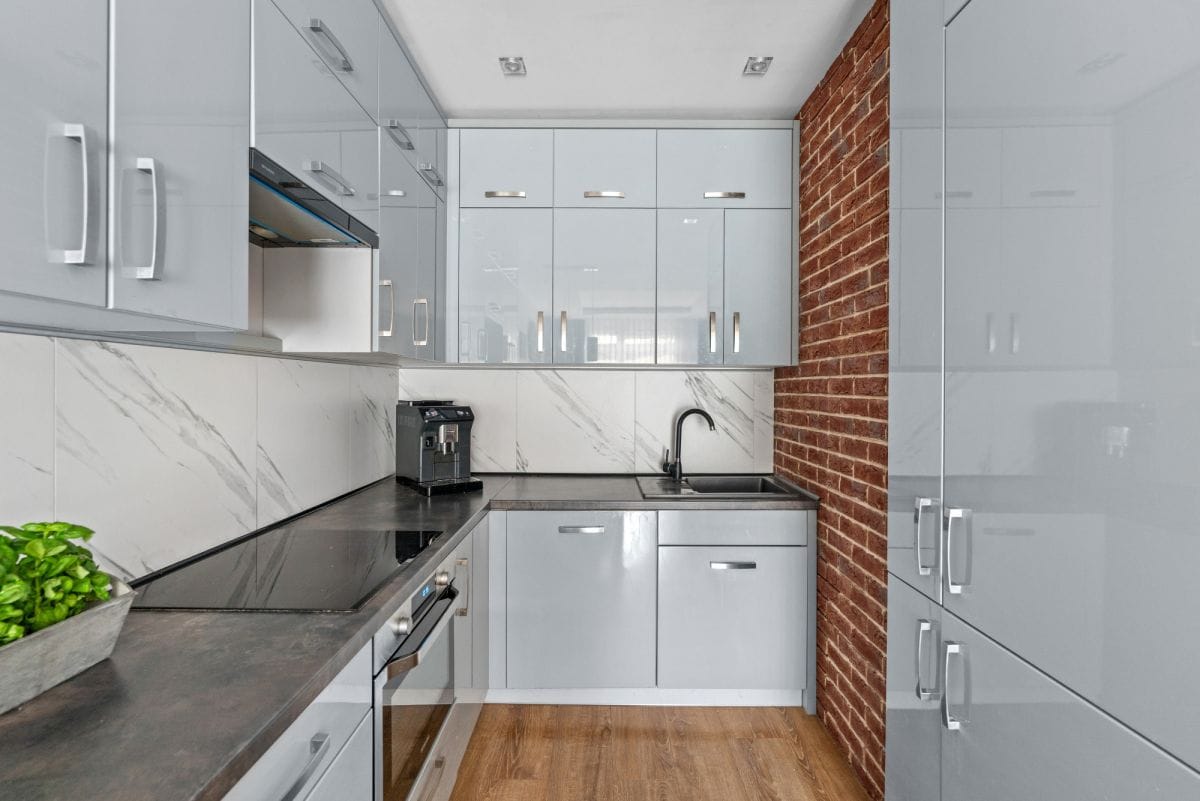 Mieszkanie 2 pokojowe na Sprzedaż