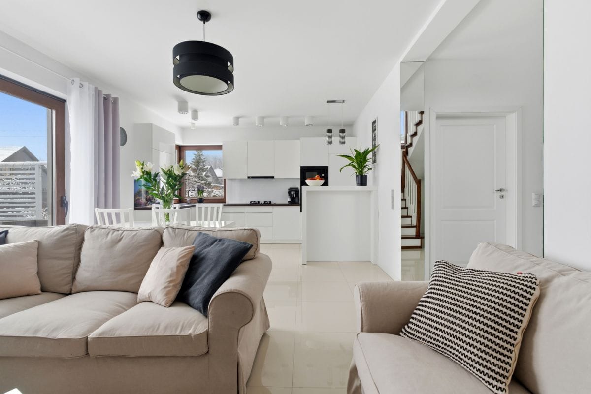 Dom 5 pokojowe na Sprzedaż