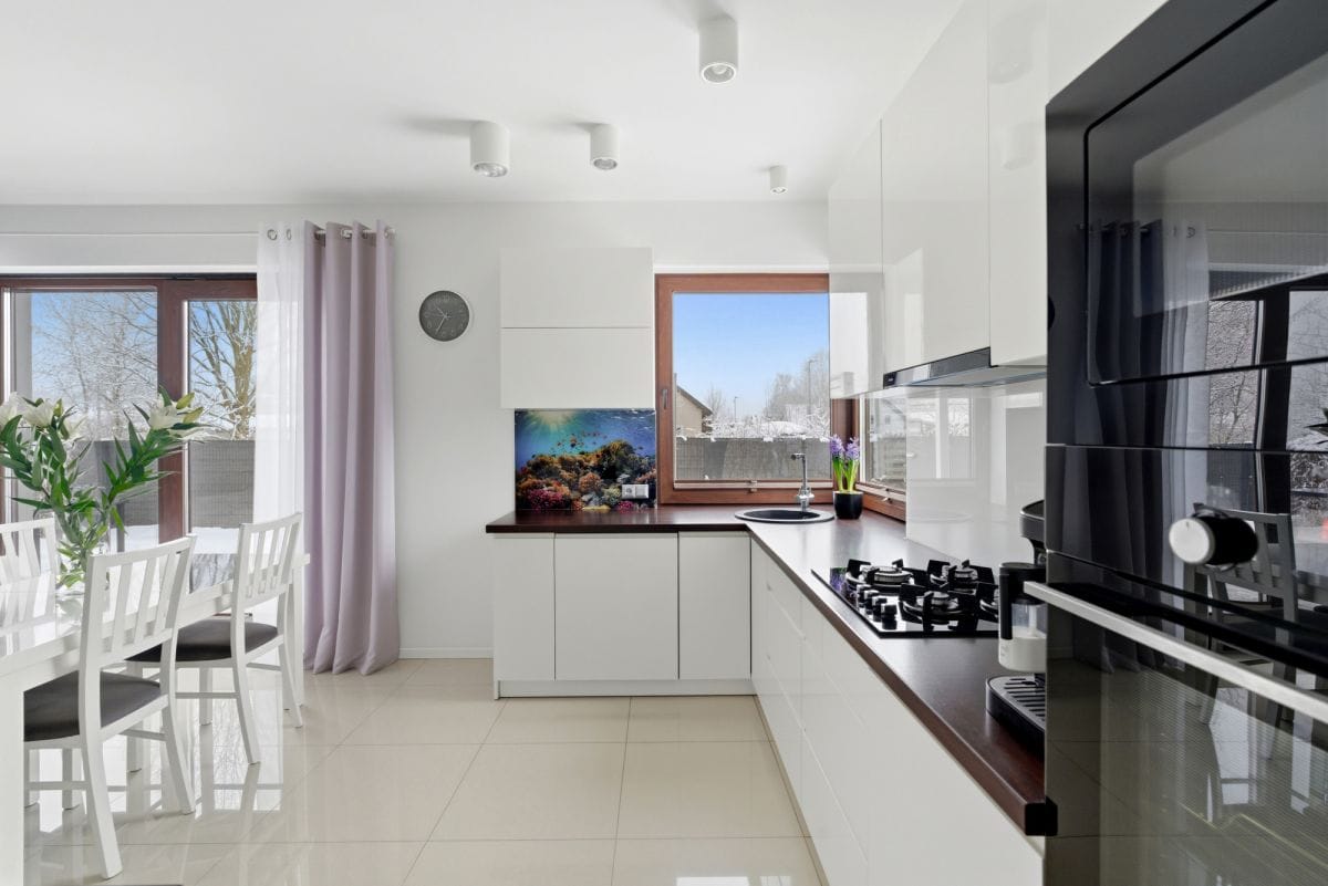 Dom 5 pokojowe na Sprzedaż