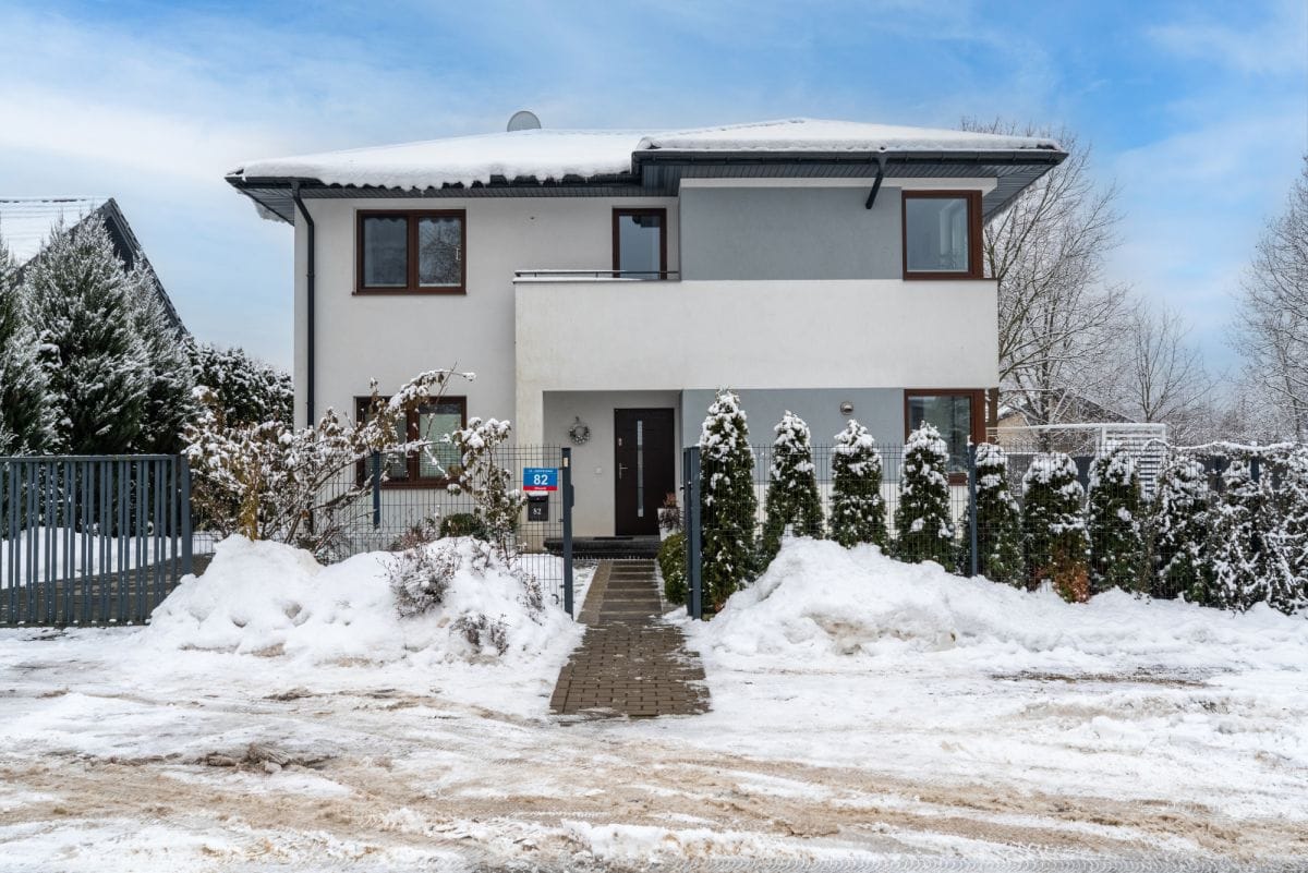 Dom 5 pokojowe na Sprzedaż