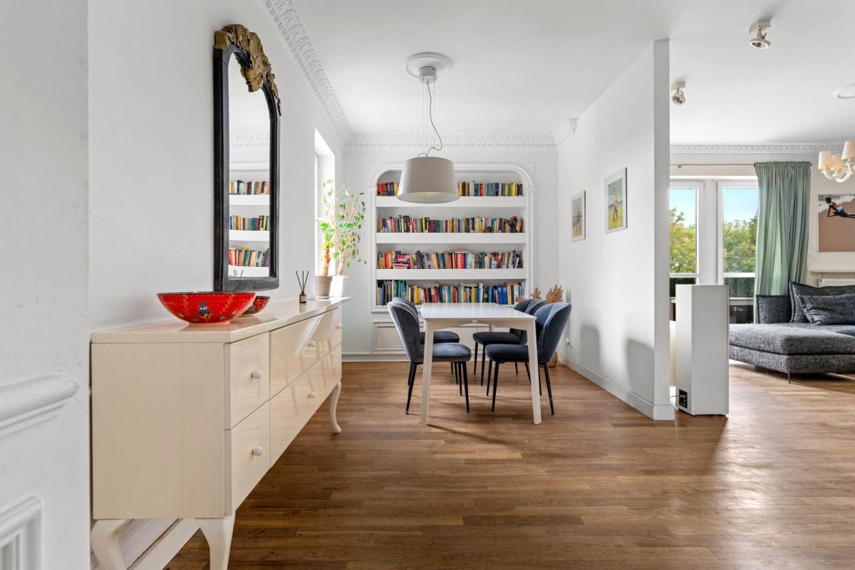 Mieszkanie 4 pokojowe na Sprzedaż