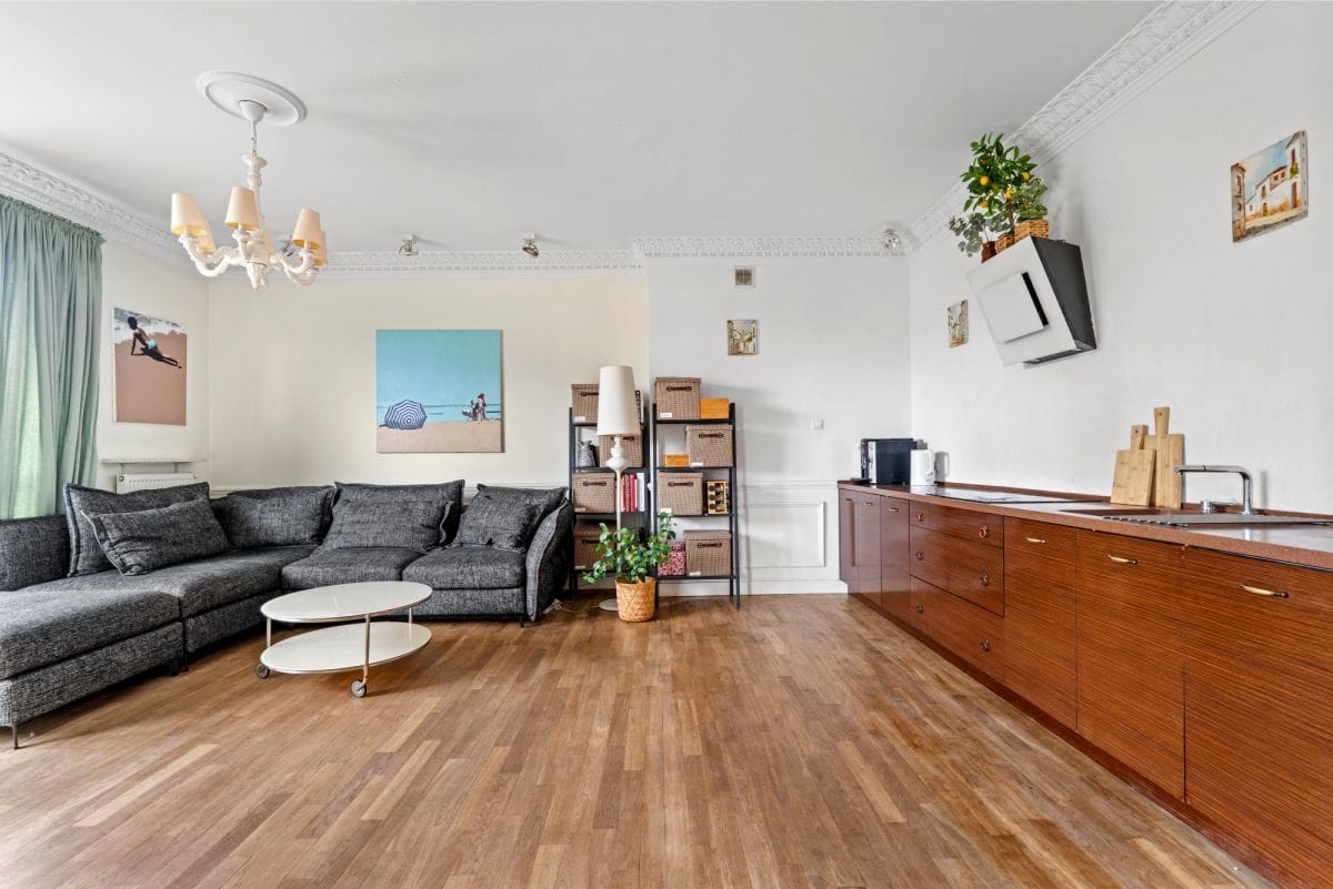 Mieszkanie 4 pokojowe na Sprzedaż