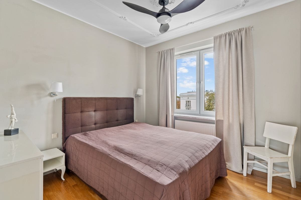 Mieszkanie 4 pokojowe na Sprzedaż