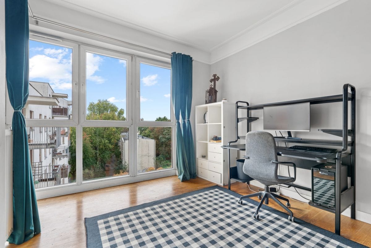 Mieszkanie 4 pokojowe na Sprzedaż