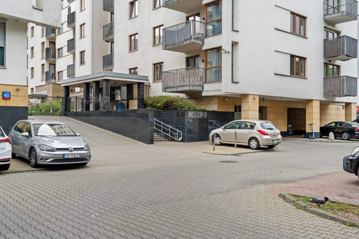 Mieszkanie 4 pokojowe na Sprzedaż