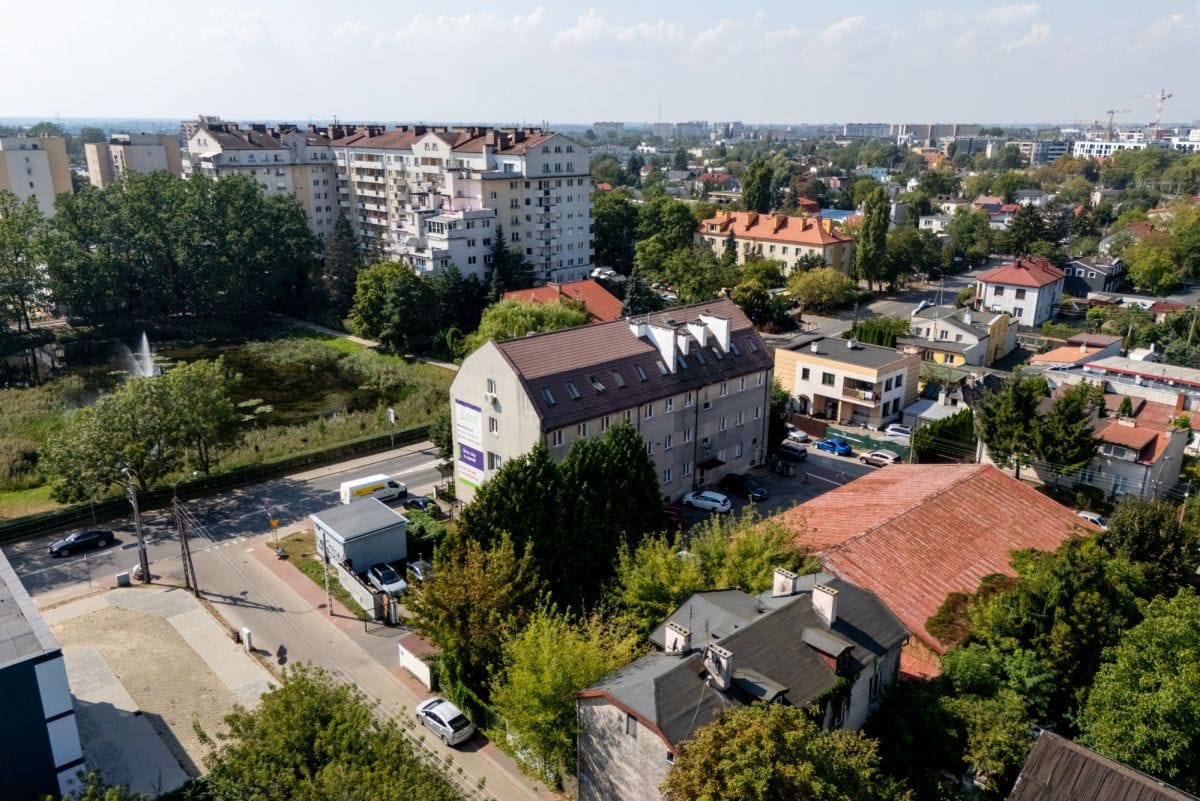 Lokal użytkowy  pokojowe na Sprzedaż