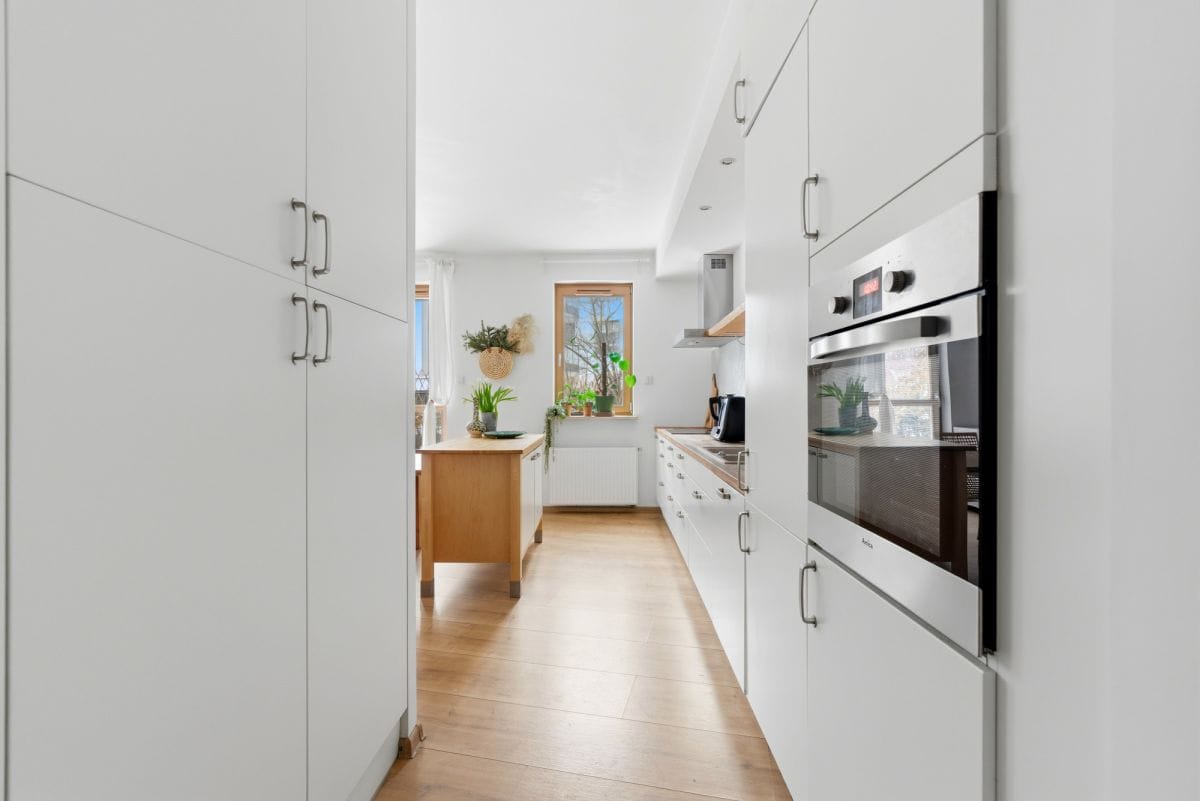 Mieszkanie 4 pokojowe na Sprzedaż