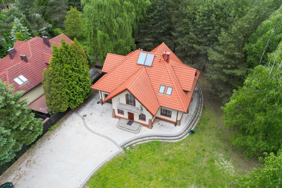 Dom 6 pokojowe na Sprzedaż